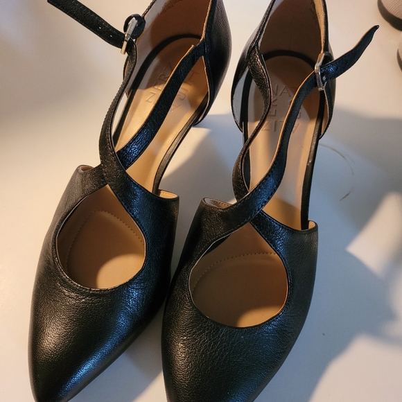 Naturalizer Shoes - Naturalizer heels new size 7.5
